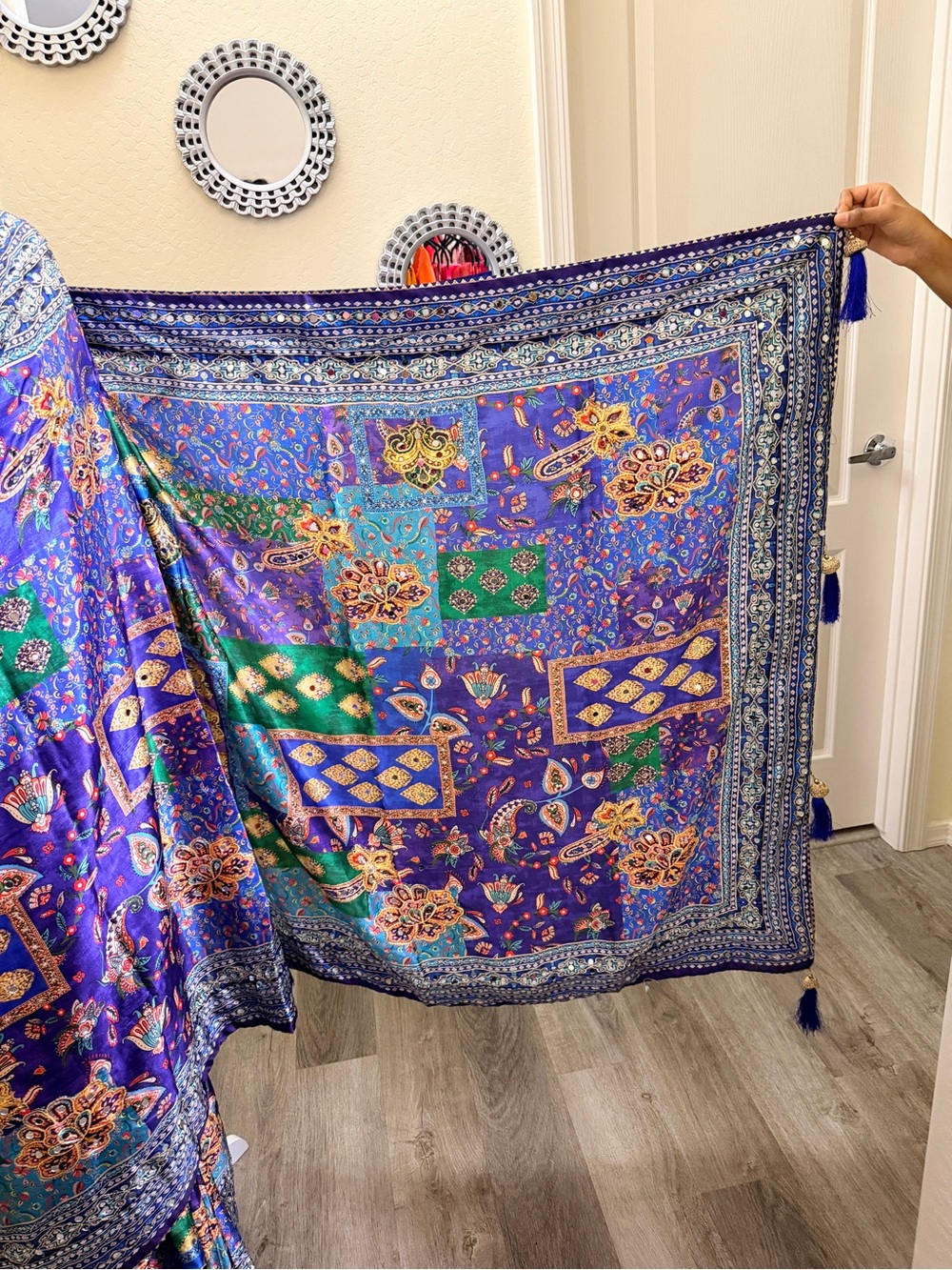 Saree - Picture 4 of 10